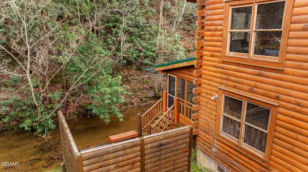 315 Caney Creek Road, Pigeon Forge, TN 37863