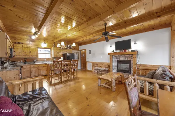 2818 Seth Road, Pigeon Forge, TN 37863