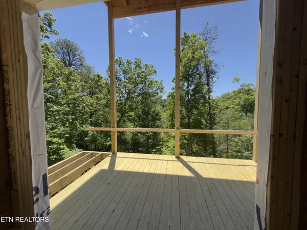 1731 Bluff Ridge Rd, Sevierville, TN 37876