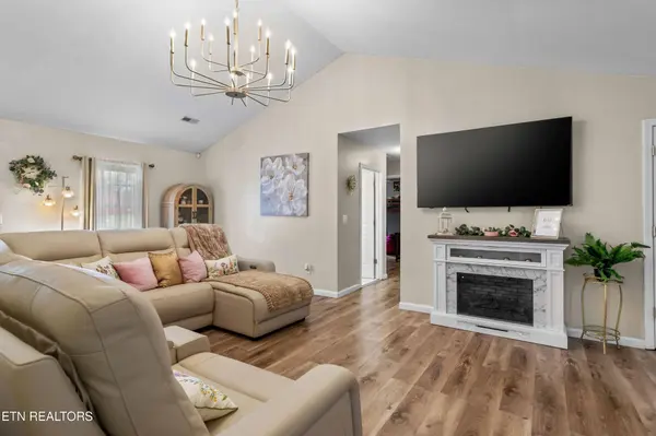 155 Ruth St, Corryton, TN 37721