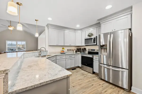 6864 Steep Hill, Ooltewah, TN 37363