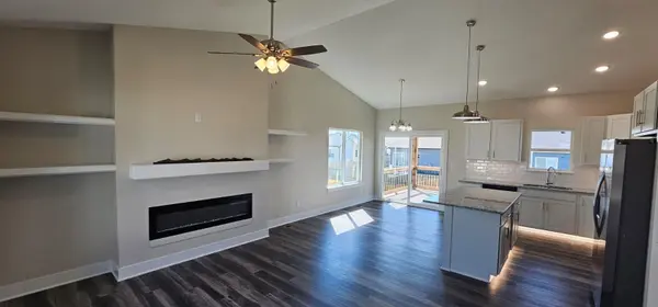 5043 N Toben Dr, Bel Aire, KS 67226