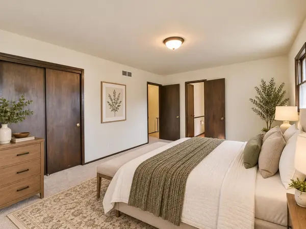 1383 N Caddy Ln, Wichita, KS 67212
