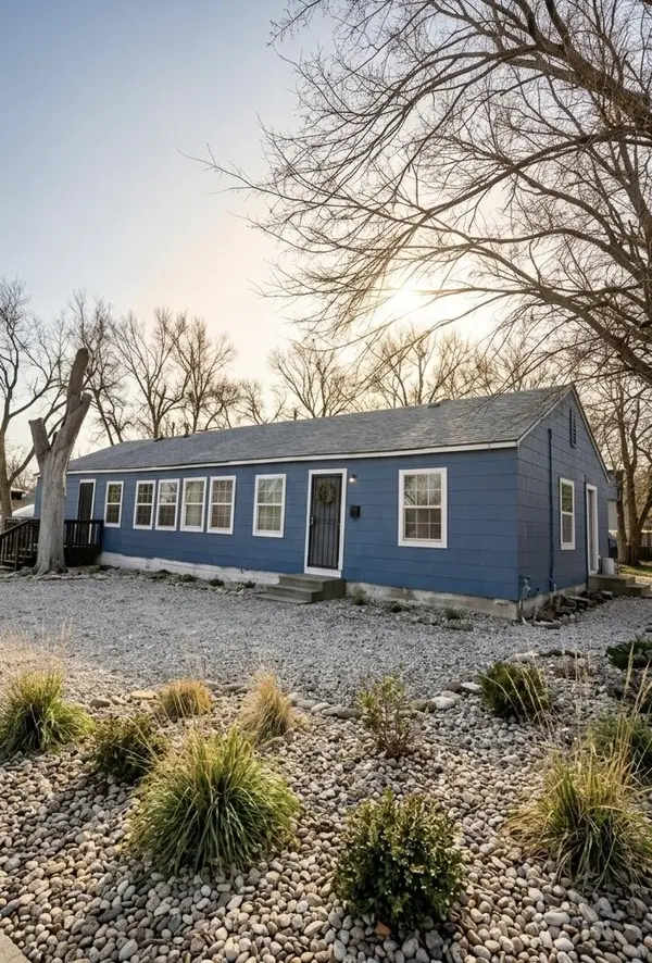 3136 S Clifton, Wichita, KS 67210