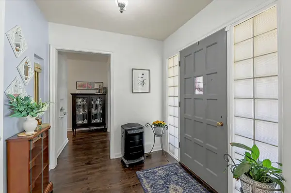 138 S PARKWOOD LN, Wichita, KS 67218-1613