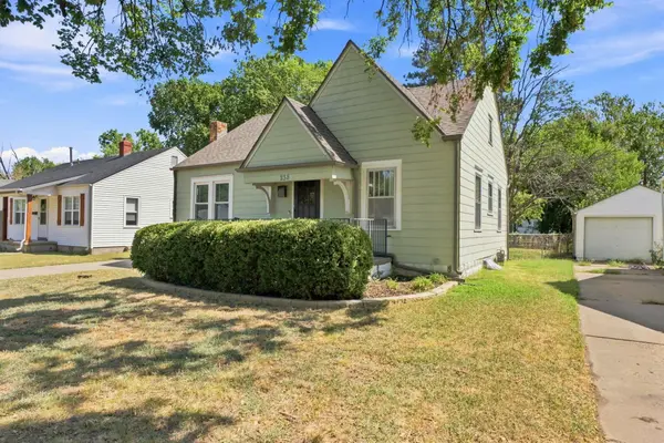 238 S Richmond Ave, Wichita, KS 67213