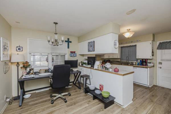 6807 E Bayley, Wichita, KS 67207