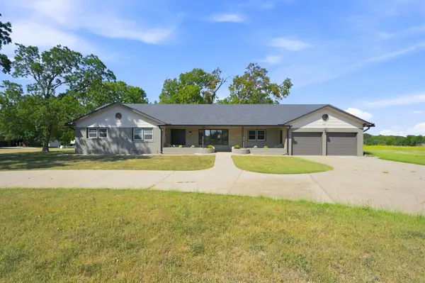 1611 N Rock, Mulvane, KS 67110