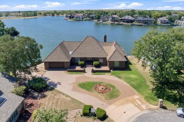 2833 W Keywest Ct., Wichita, KS 67204