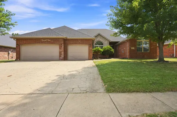 478 E Sequoia ST, Republic, MO 65738