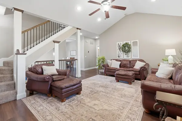 4446 Findley RD, Macomb, MO 65702