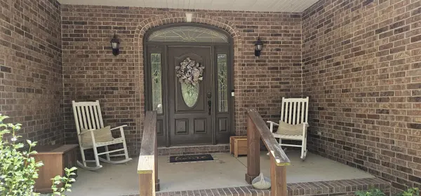 408 Remington DR, West Plains, MO 65775