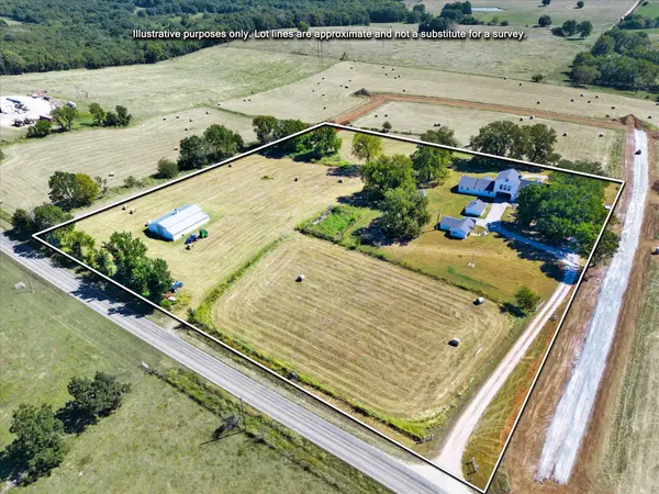 16073 Equestrian Way, Stockton, MO 65785