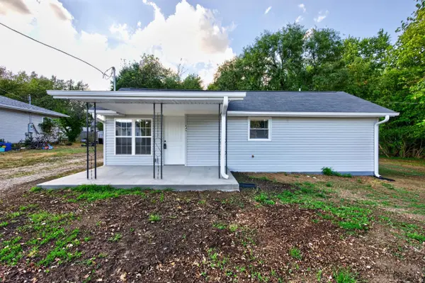 645 Sarah ST, Lebanon, MO 65536
