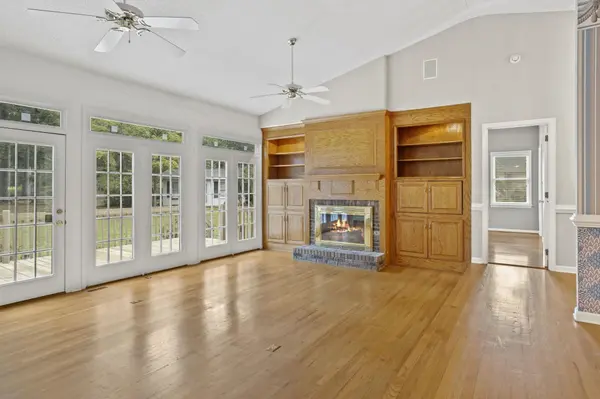 225 Plantation LN, Inman, SC 29349