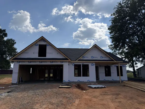 7211 New Cut RD, Inman, SC 29349