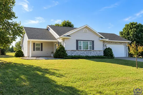 2913 Prairie St, Emporia, KS 66801