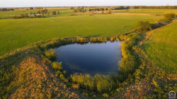 2633 Road G, Americus, KS 66835