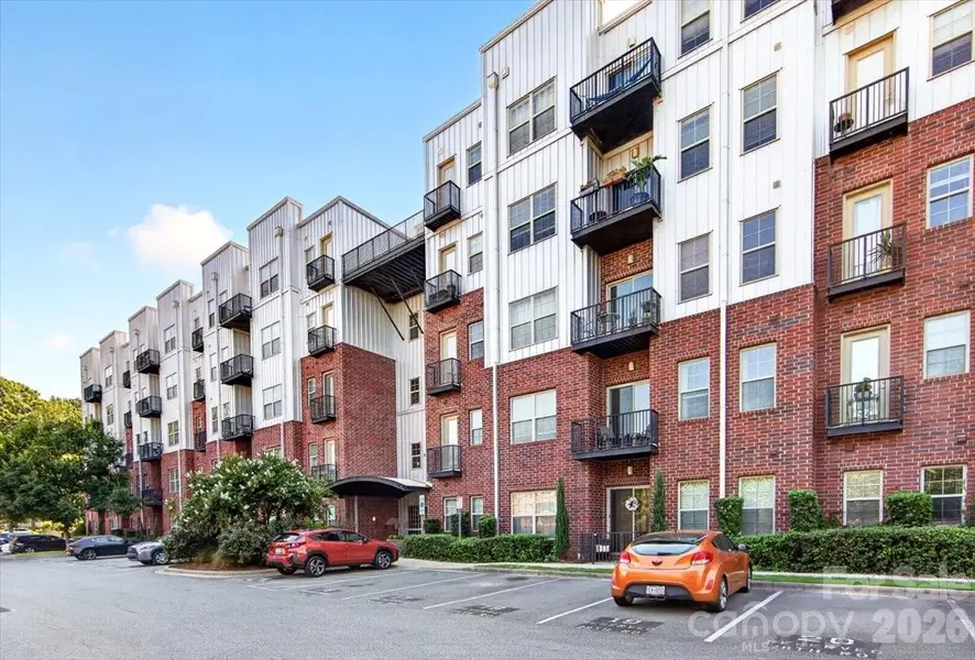 2338 Yadkin AVE #506, Charlotte, NC 28205