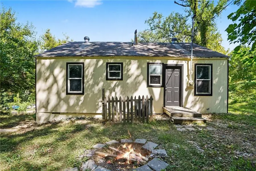 5129 Freeman AVE, Kansas City, KS 66102