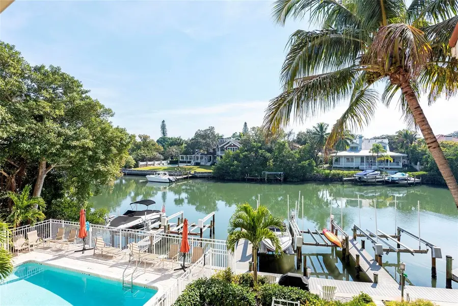 870 HUDSON AVE #870, Sarasota, FL 34236