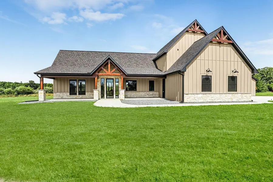 1093 20th AVE N, Sartell, MN 56377