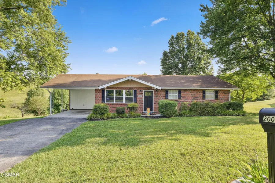 2003 Arch Rock Drive, Sevierville, TN 37876