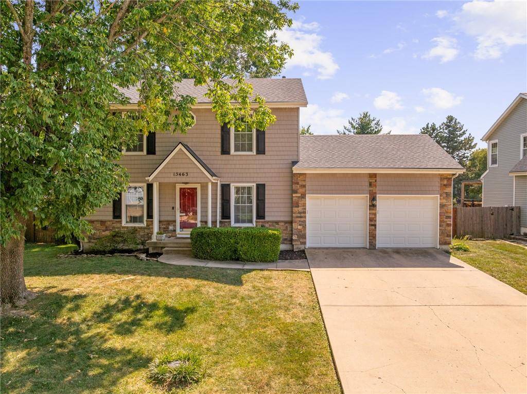 15463 W 147th DR, Olathe, KS 66062