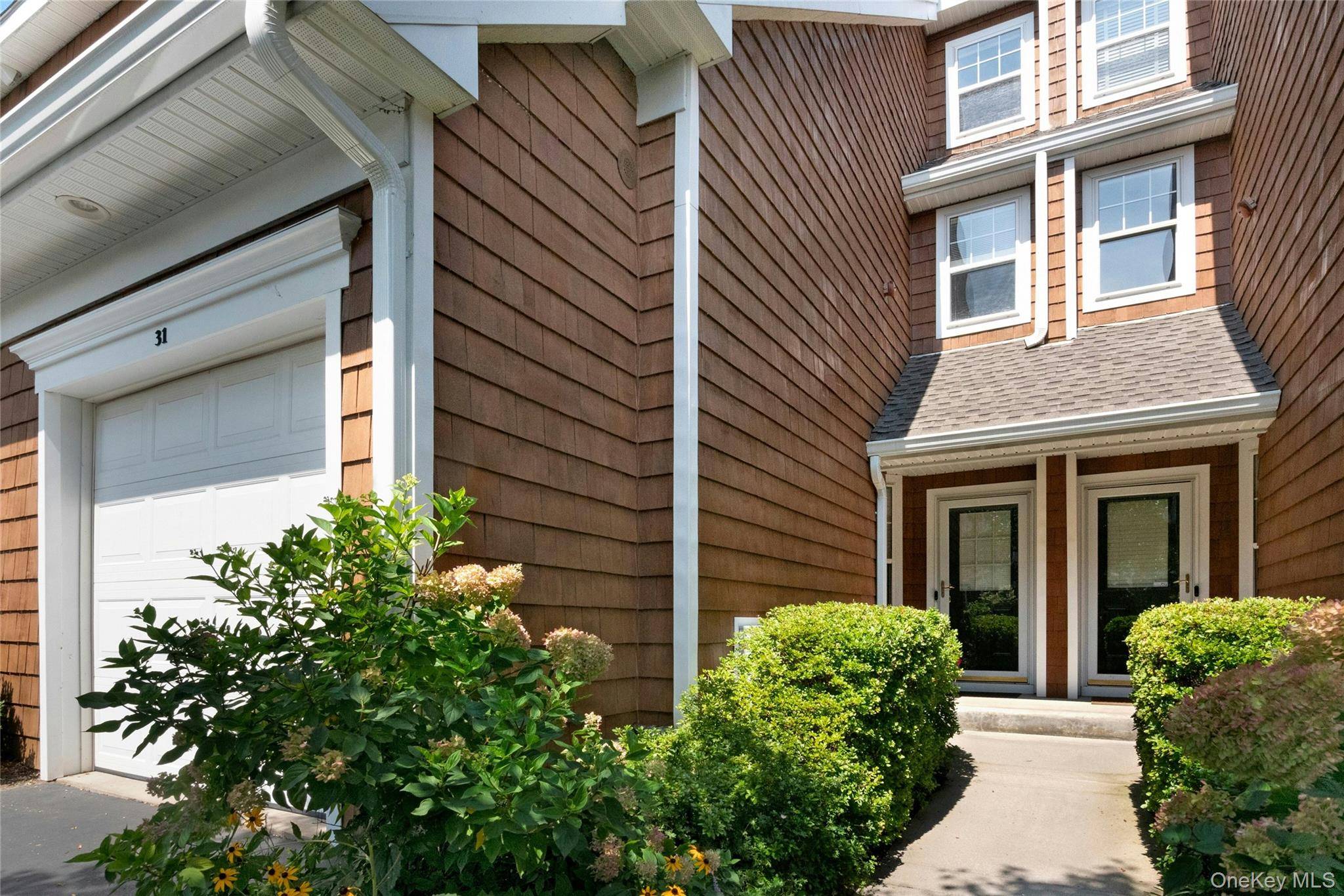 31 Glen Hill LN #31, Tarrytown, NY 10591