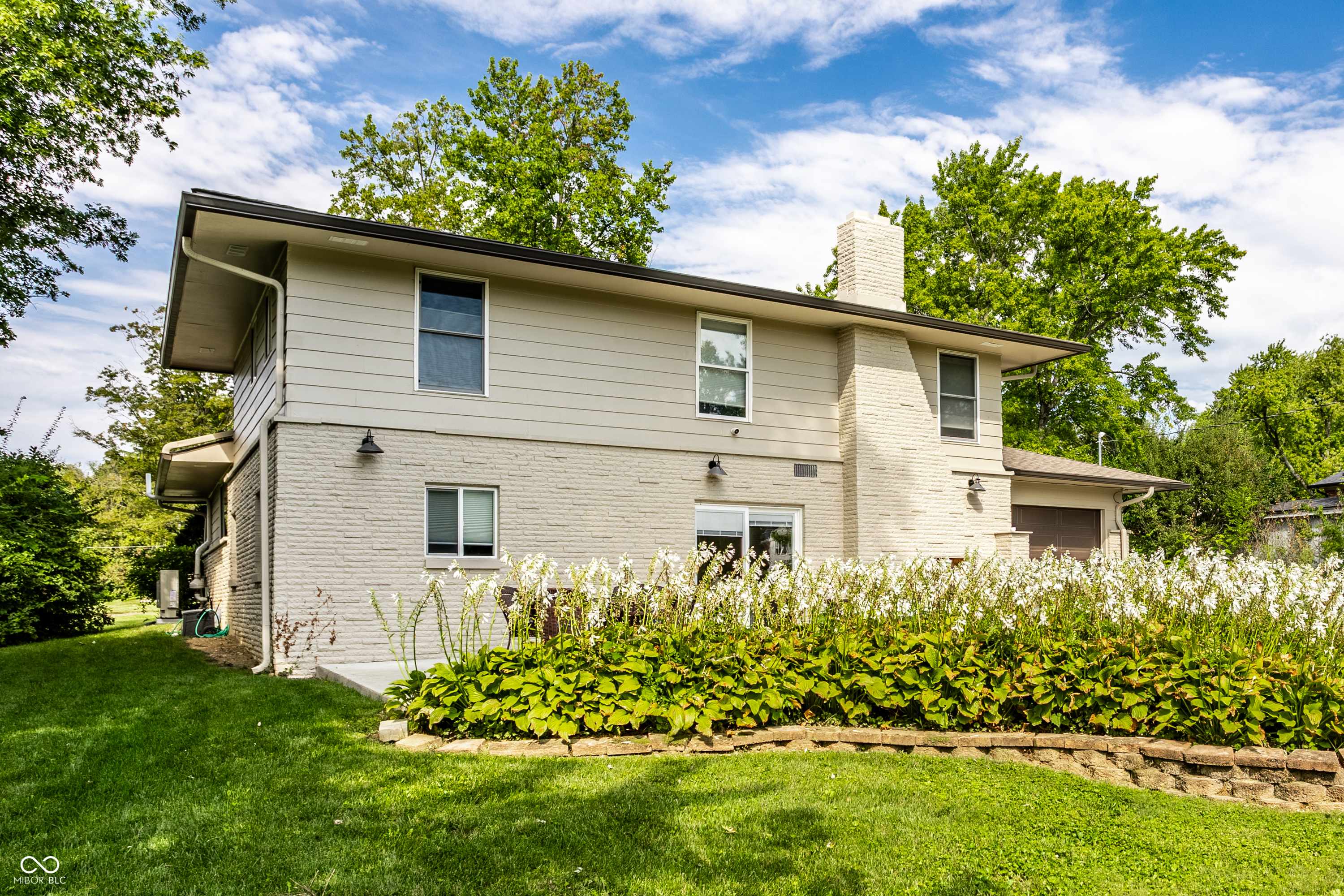 5847 Gloucester CIR, Indianapolis, IN 46220