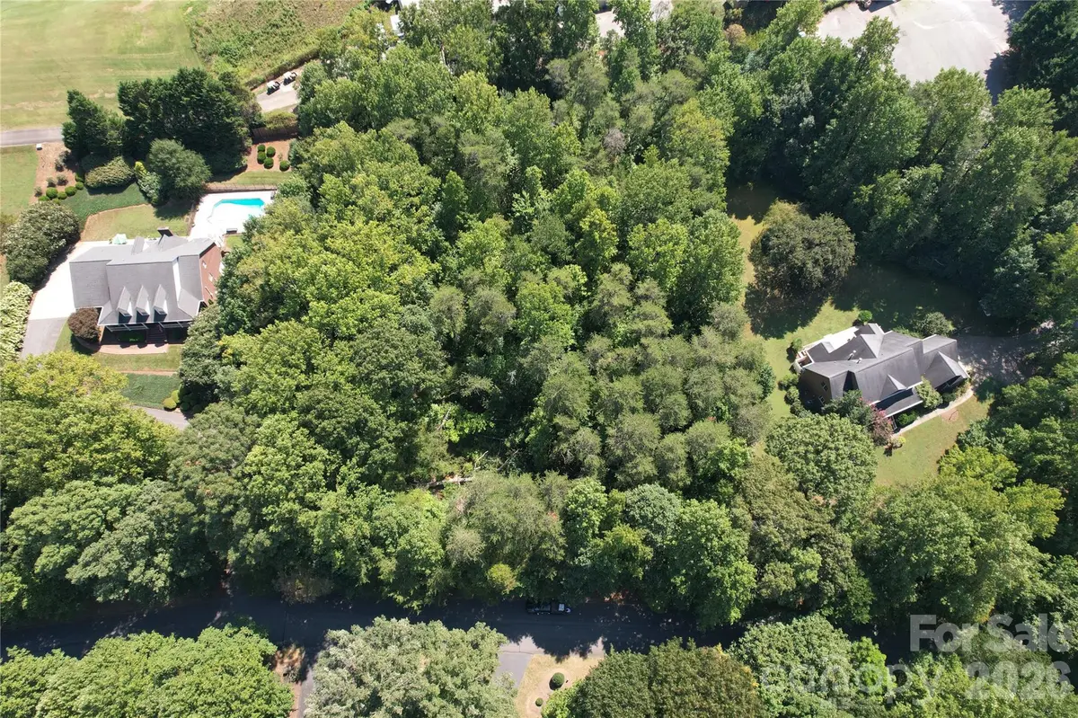 3924 Deer Run DR NE, Conover, NC 28613