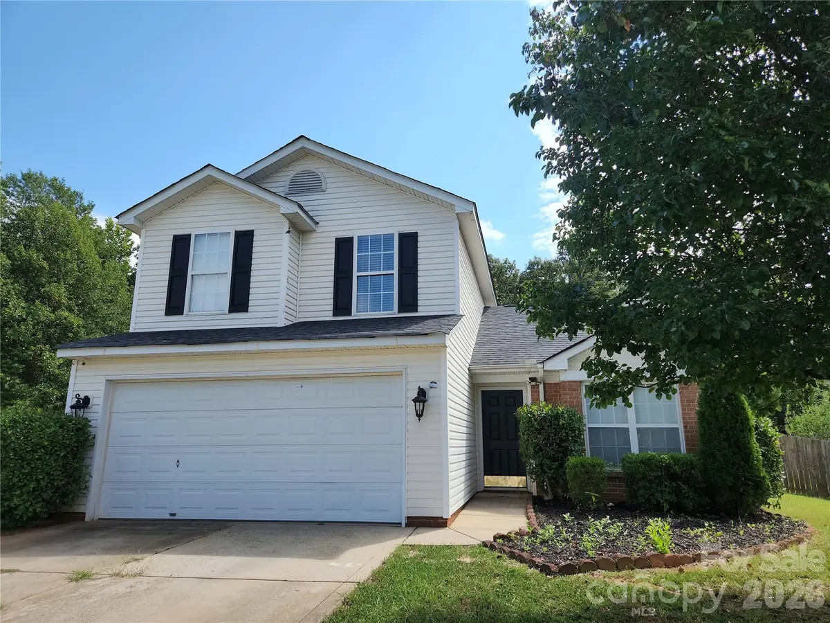 8103 Lamplighter PL, Charlotte, NC 28217
