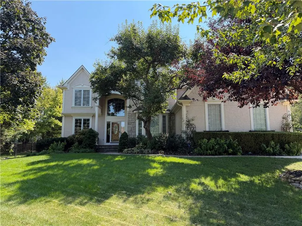 9323 W 146th ST, Overland Park, KS 66221