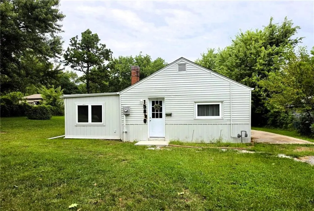 15812 E Independence AVE, Independence, MO 64050