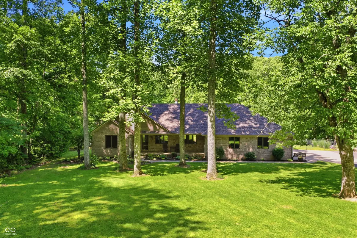 9279 New Harmony RD, Martinsville, IN 46151