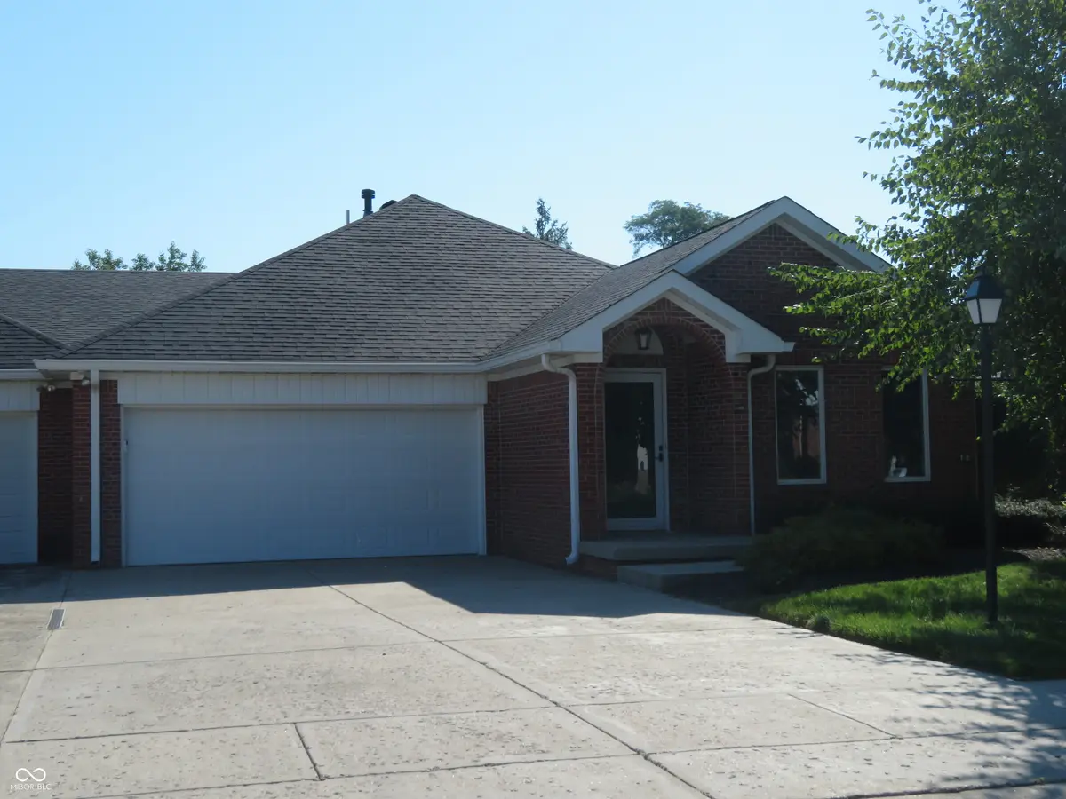 7649 Quail Creek TRCE #12, Pittsboro, IN 46167