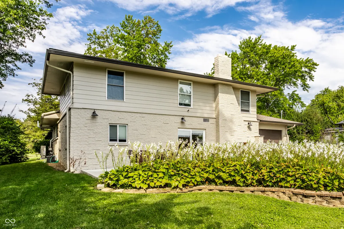 5847 Gloucester CIR, Indianapolis, IN 46220