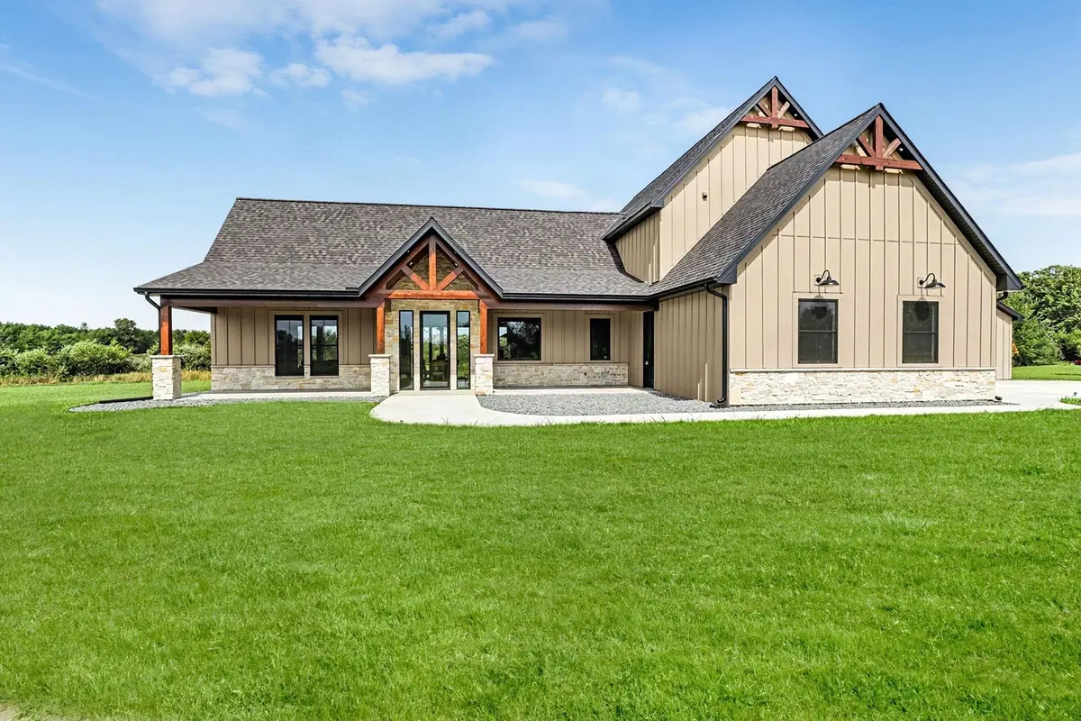 1093 20th AVE N, Sartell, MN 56377