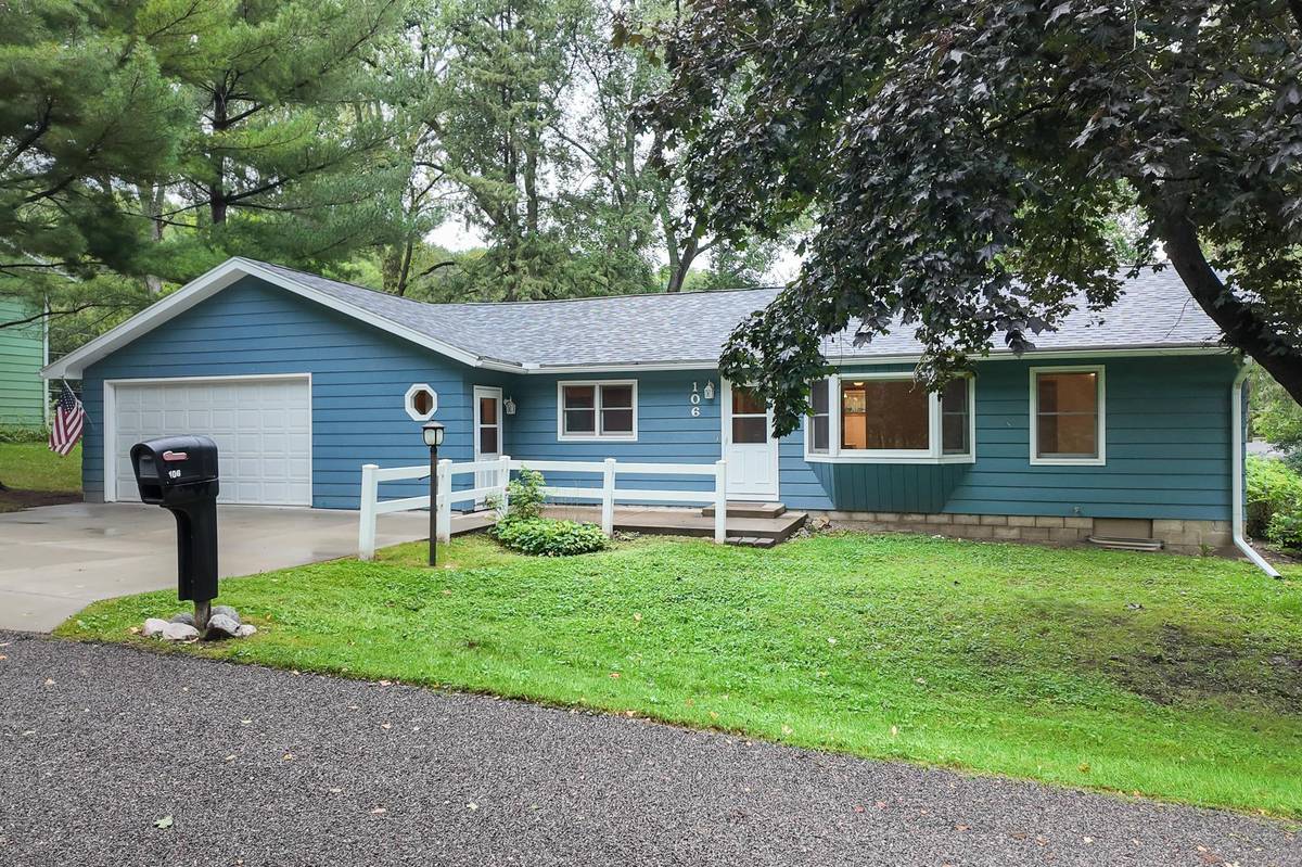 106 Glendale RD, Winona, MN 55987