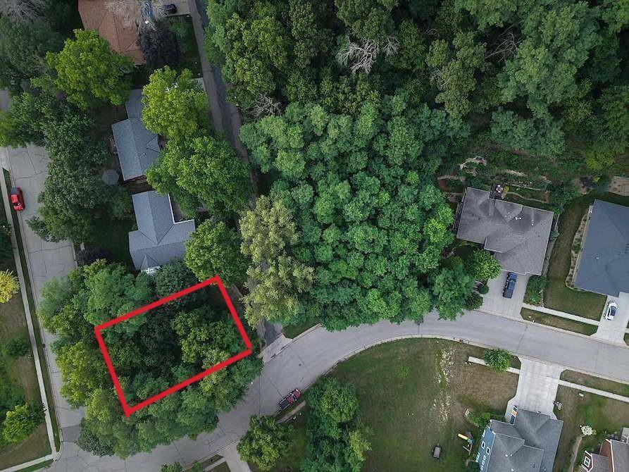 1713 Siewert St, Red Wing, MN 55066