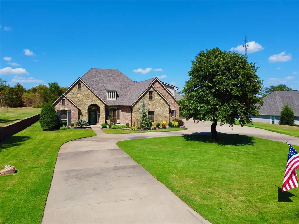 12305 Jaycie CIR, Midwest City, OK 73130