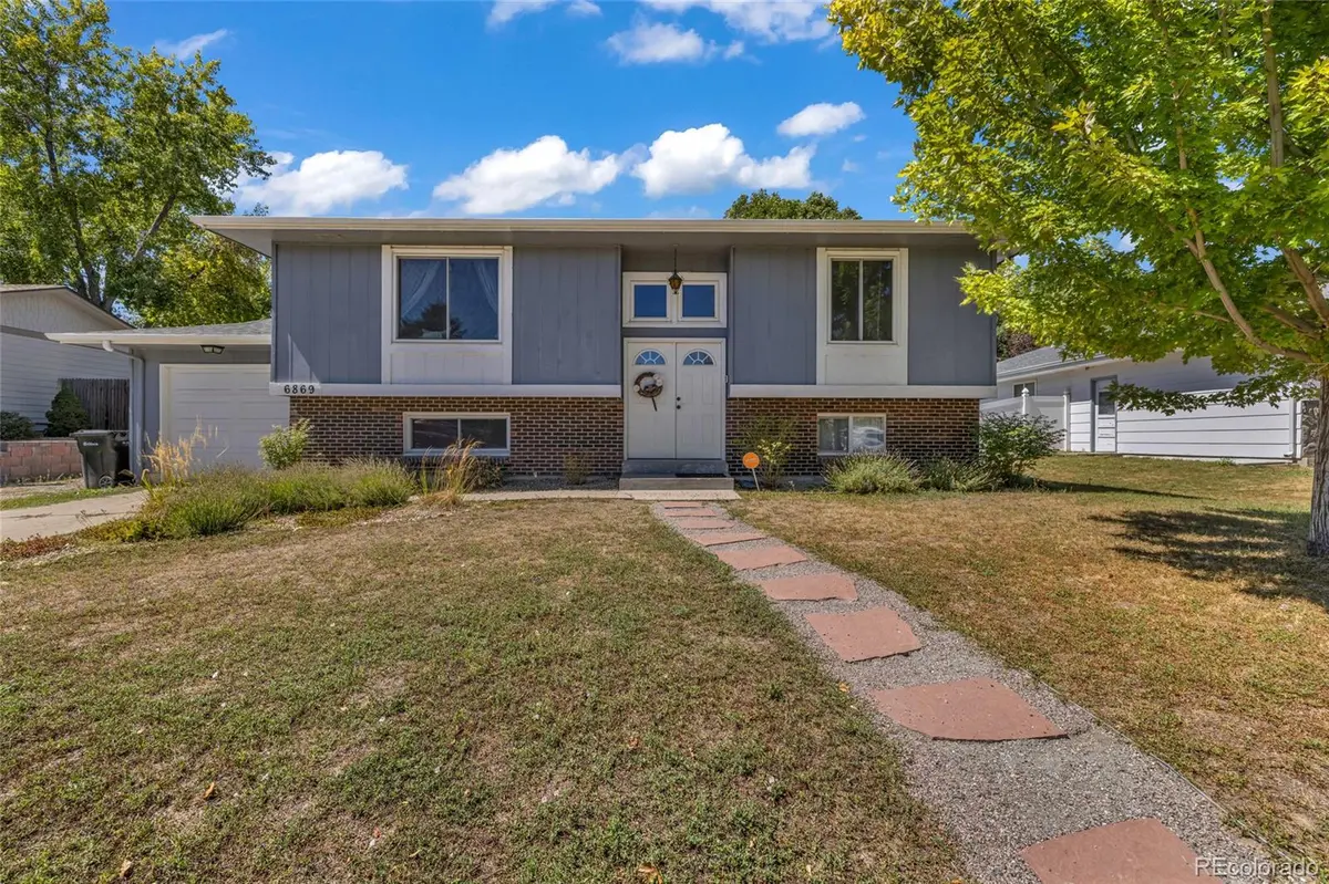 6869 Quay ST, Arvada, CO 80003