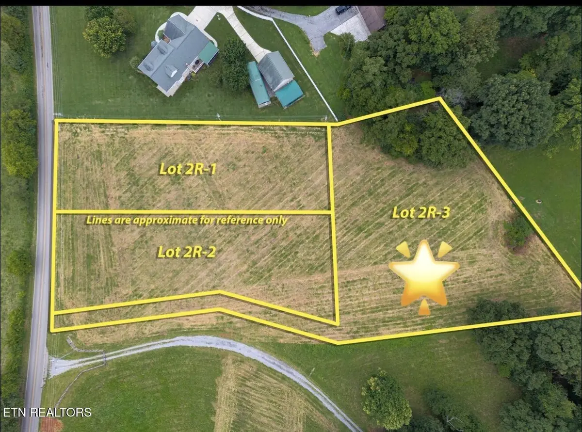 23 Walker Rd, Maryville, TN 37801