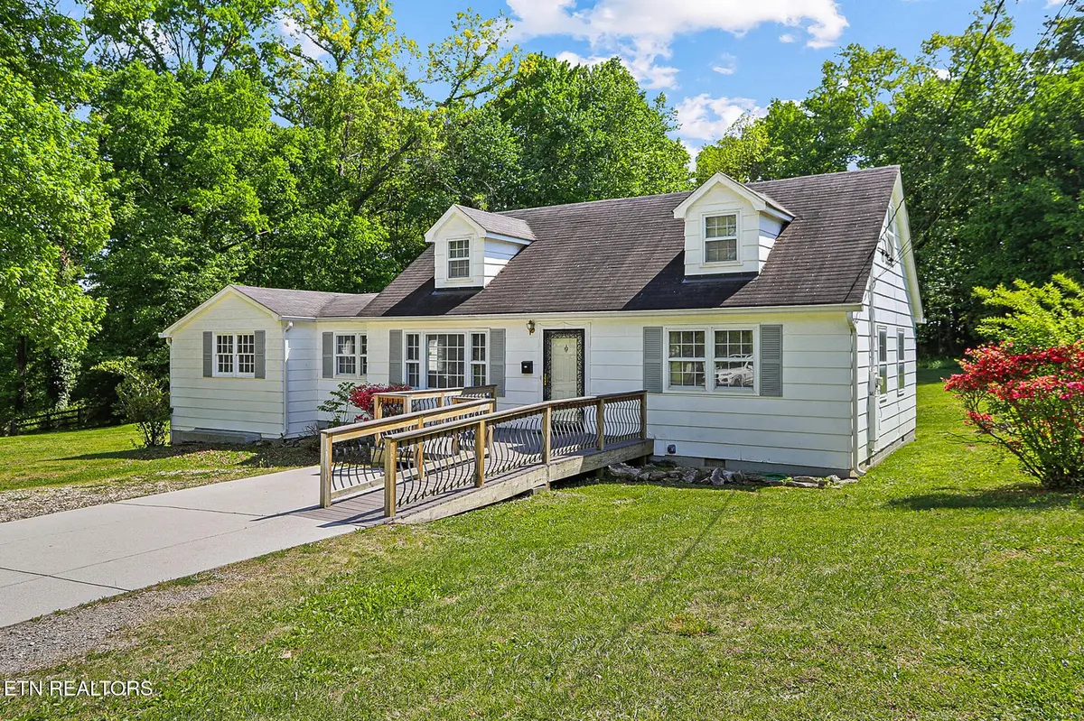 4600 Ball Camp Pike, Knoxville, TN 37921