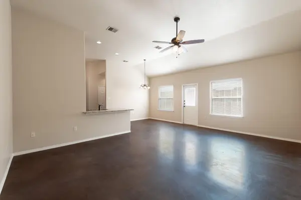 455 JACK RABBIT LN #B, Buda, TX 78610