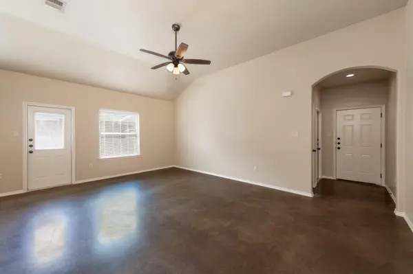 455 JACK RABBIT LN #B, Buda, TX 78610