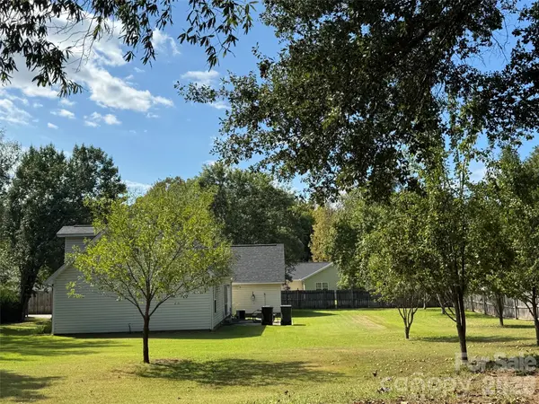 4463 legend ST, Concord, NC 29027