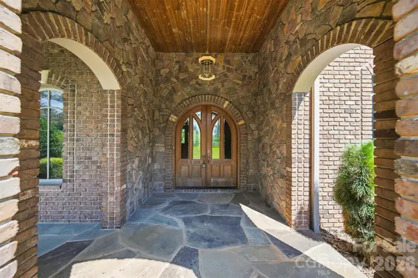 7934 W Nc 10 HWY, Vale, NC 28168