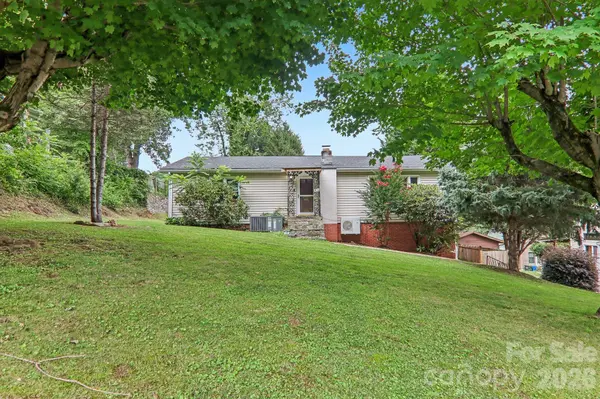 131 & 135 Boyd AVE, Waynesville, NC 28786
