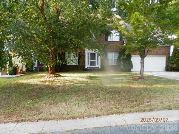 7910 Kingston DR, Waxhaw, NC 28173